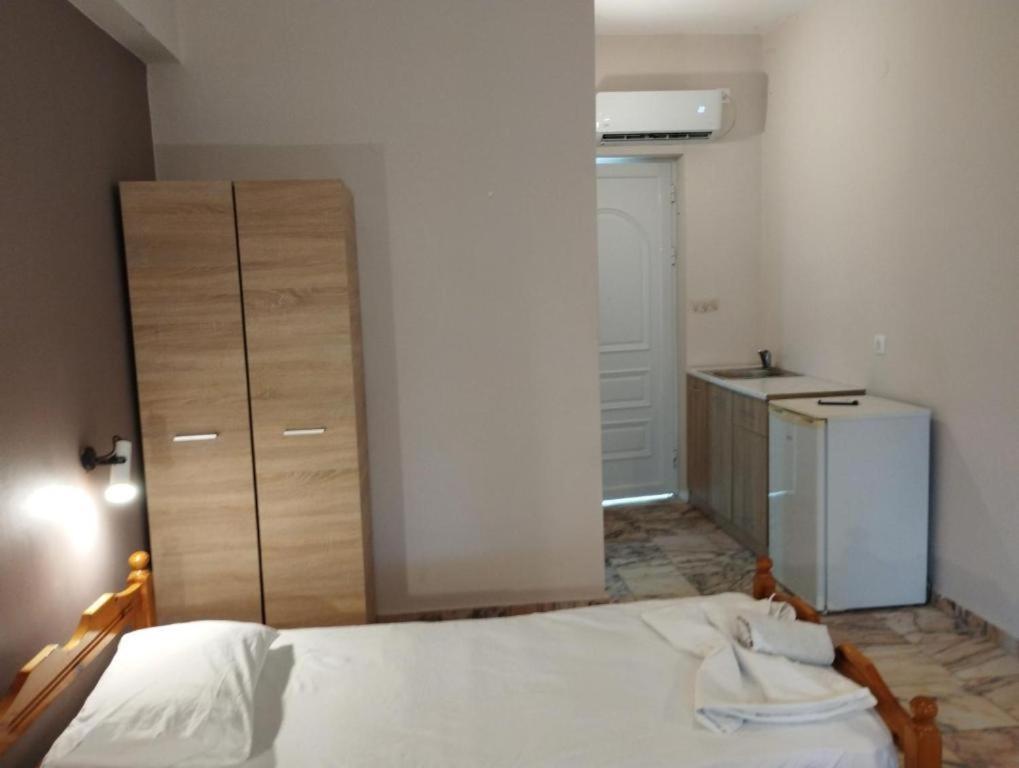Panos Apartments Laganas Esterno foto